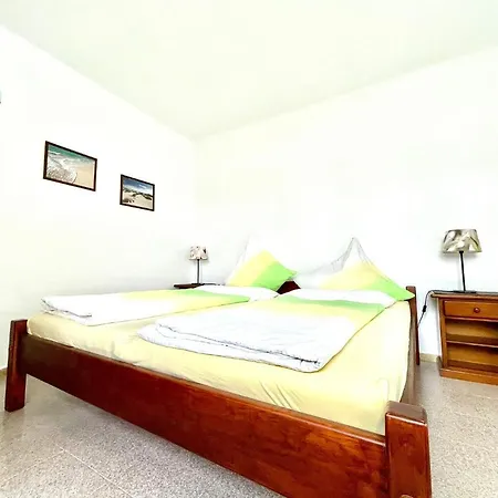 Bungalow Para Nudistas, Con Vista A La Piscina, En * تشاركو ديل بالو