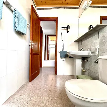 Appartement Bungalow Para Nudistas, Con Vista A La Piscina, En