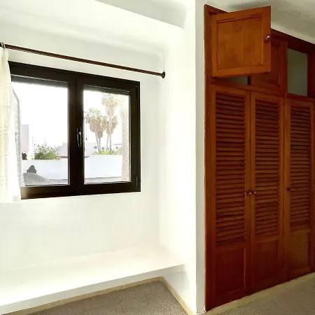 Bungalow Para Nudistas, Con Vista A La Piscina, En شقة