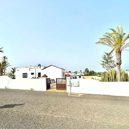 Appartement Bungalow Para Nudistas, Con Vista A La Piscina, En *